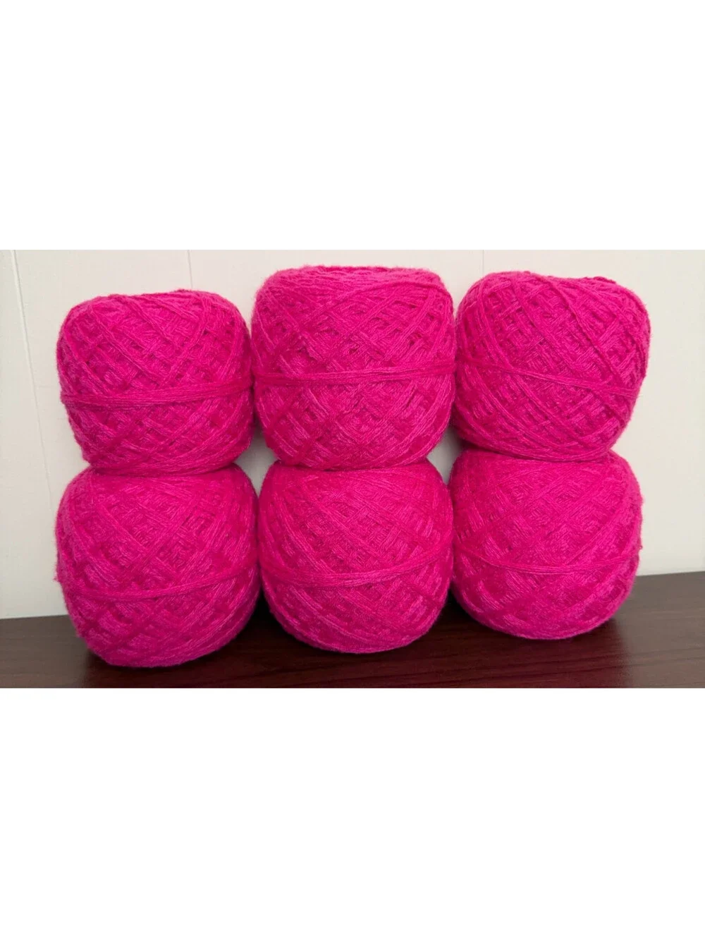 Reclaimed Acrylic Worsted Yarn – 1071 Yards 496g – Hot Pink (6 Cakes)